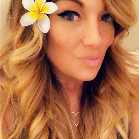 Meet your Posher, Pamela - Picture 4 of 8